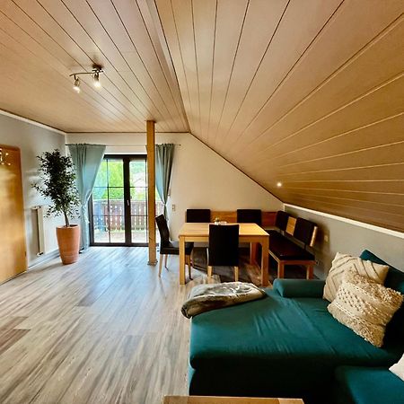 Balkon Zimmer - Apartment Gonnersdorf  Dış mekan fotoğraf