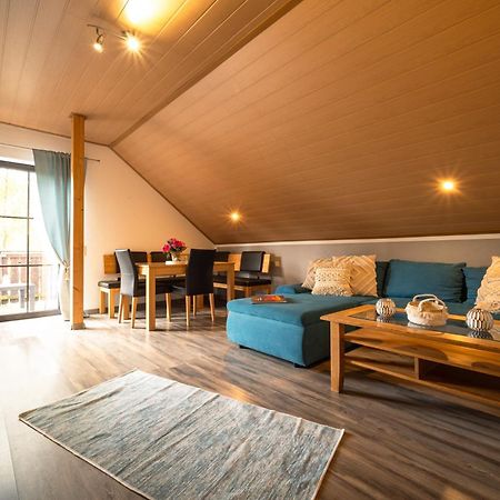 Balkon Zimmer - Apartment Gonnersdorf  Dış mekan fotoğraf
