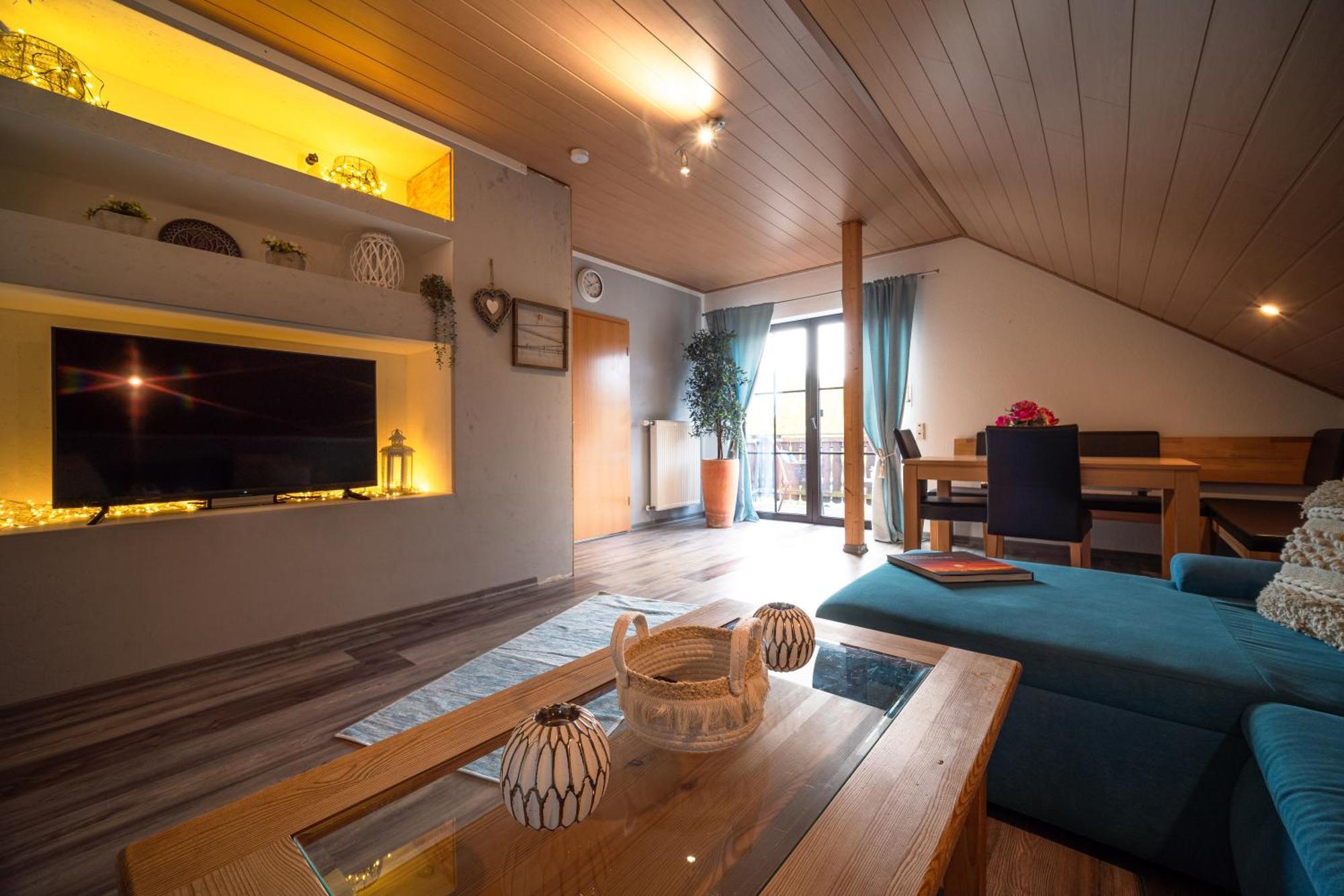 Balkon Zimmer - Apartment Gonnersdorf  Dış mekan fotoğraf